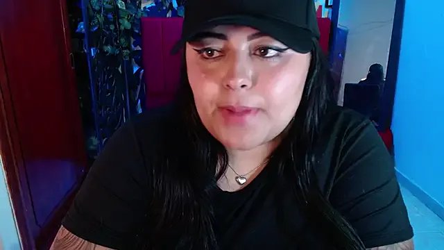 moon_sunflower on StripChat 