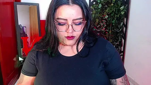 moon_sunflower on StripChat 