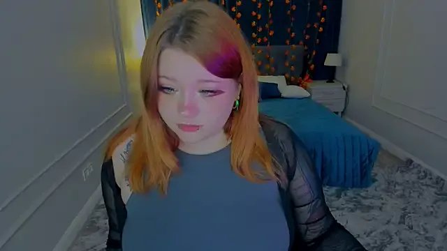 MoonLghte on StripChat