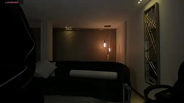 NataliaGaret on StripChat 