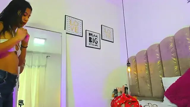 nayara_macherano on StripChat 