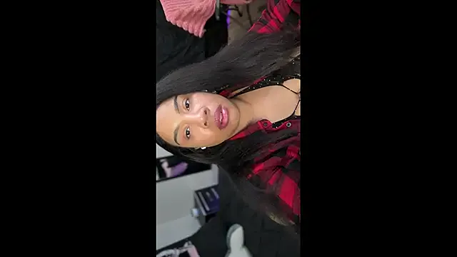 NeliaHexxen — Every 100tk = harder buzz Make me Cum