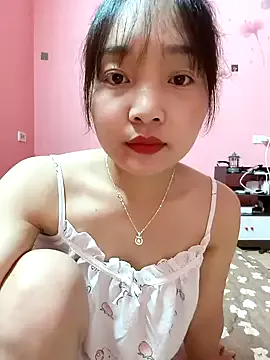 NguyenMyy on StripChat