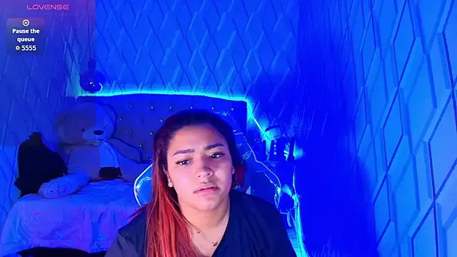 NicolleTaylor on StripChat