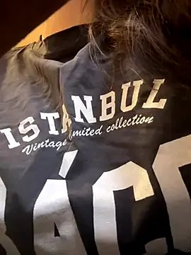 NikaMur on StripChat