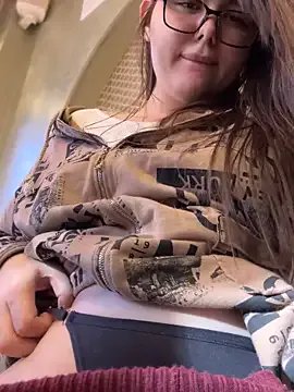 NikaMur on StripChat