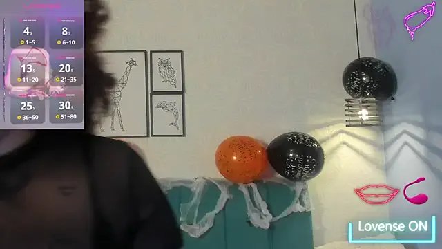 ninna_curly on StripChat 