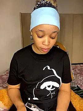 Nisha_102 on StripChat