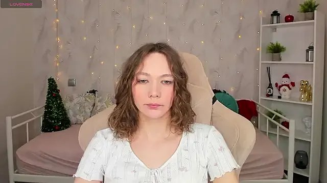 NovaEva_ on StripChat