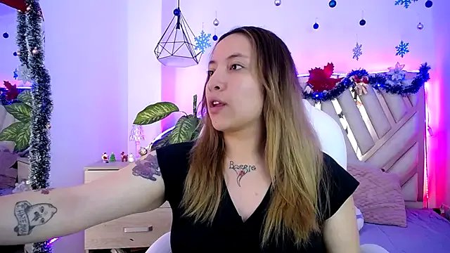 NyxAndria_1 on StripChat