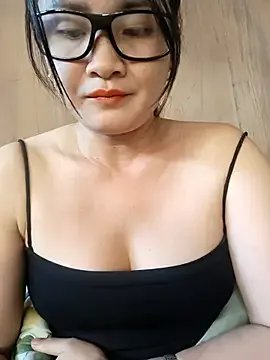 Paul-paul11 on StripChat