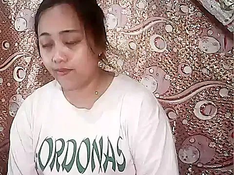 Pinay_Chubby20 on StripChat
