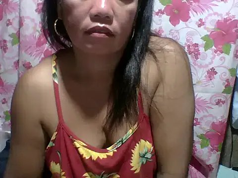 pinaySandra on StripChat