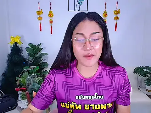 plysaithailand on StripChat