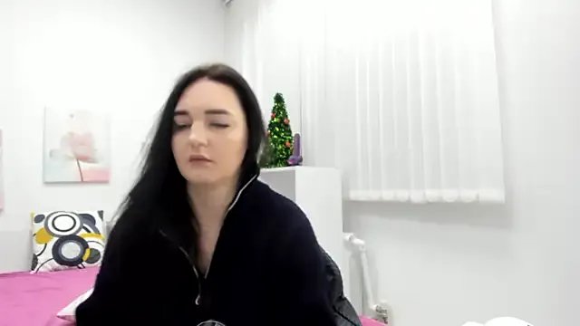 Pretty_anniee on StripChat