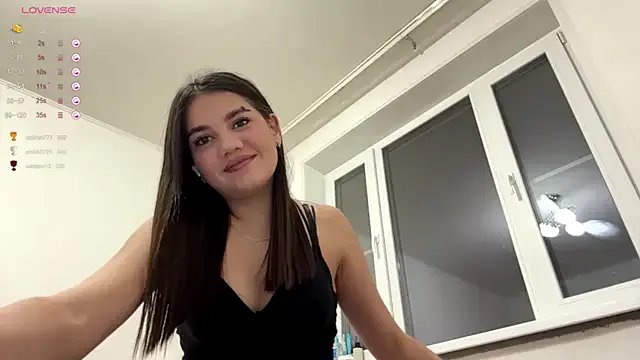 Priscillla_Cute on StripChat