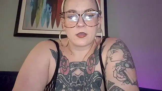 quinnmariexo — Big mommy milking with BBC dildo