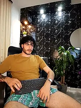 Rafael_Mendezz on StripChat 