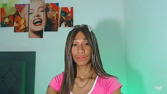 red_veltet on StripChat