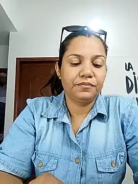 Samaraa_Lee on StripChat 