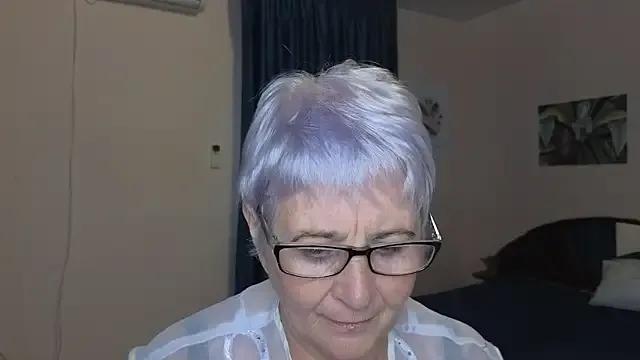 Sandra_Snowflake — Freechat on StripChat