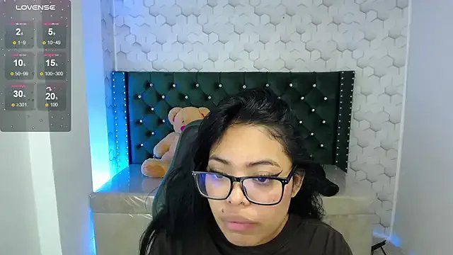 Sarah_evansm on StripChat 