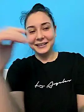 SaraViss20 — Freechat on StripChat