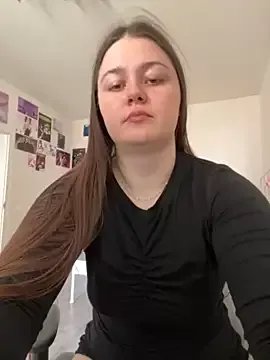 Sasha_Kitten on StripChat 