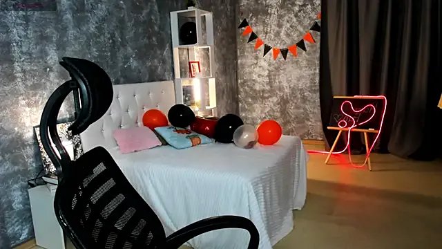 scent__of_woman on StripChat