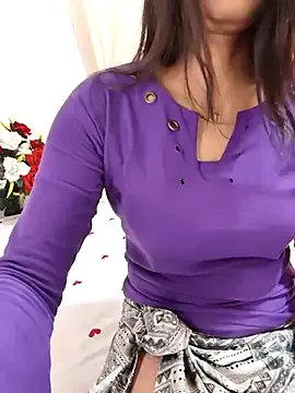 Shalu_G on StripChat