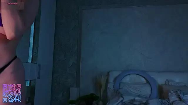 SoniaScott —  SEXY FLASH MY BREAST 