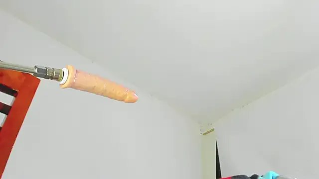 sophie_1_ on StripChat