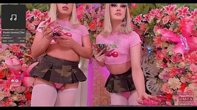 SpicySluts on StripChat