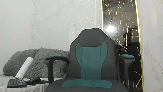 Steven_x94 on StripChat