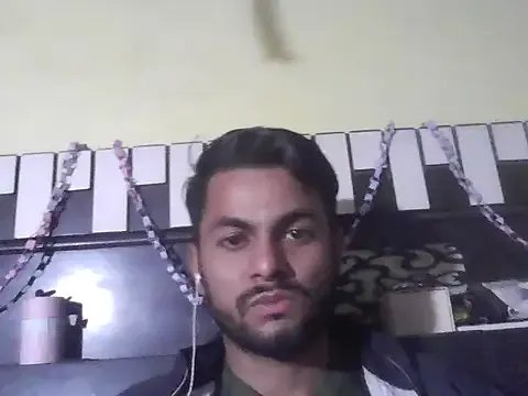 Stubborndesiboy on StripChat