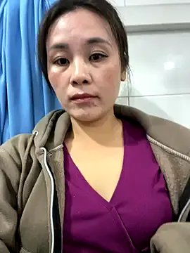 Suna-ny on StripChat