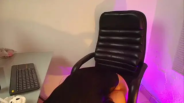 Susana_hank2 — deepthroat hot and with saliva