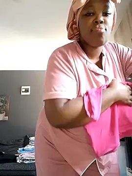 SWEETDOLLY29XX on StripChat 