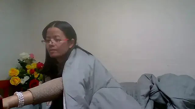 sweethanajapanese on StripChat 