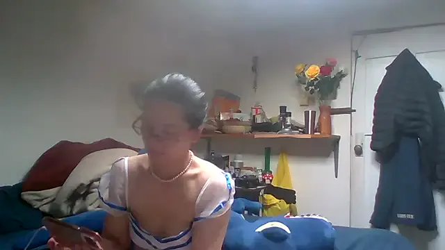 sweethanajapanese on StripChat 