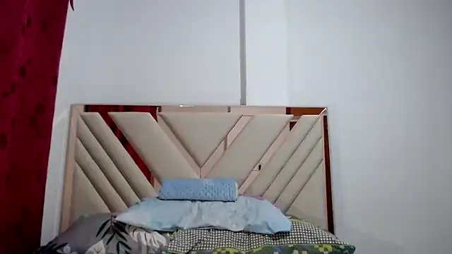 Tammys4 on StripChat