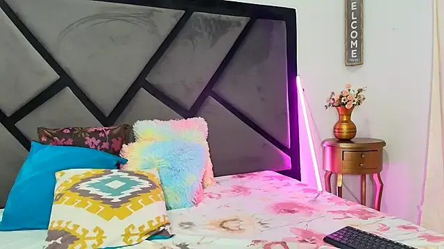 TashaNaughty4u on StripChat