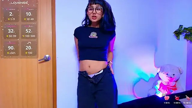 tati_cardenas on StripChat 