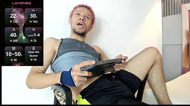 TAYSON_SCOTT on StripChat