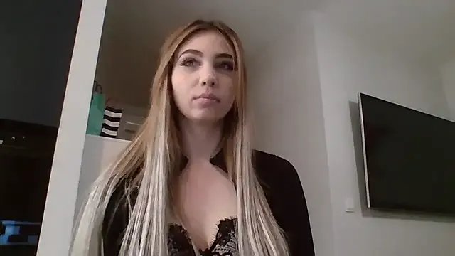 TeenLily — Freechat on StripChat