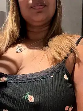 TEMPTING-TAMMY on StripChat