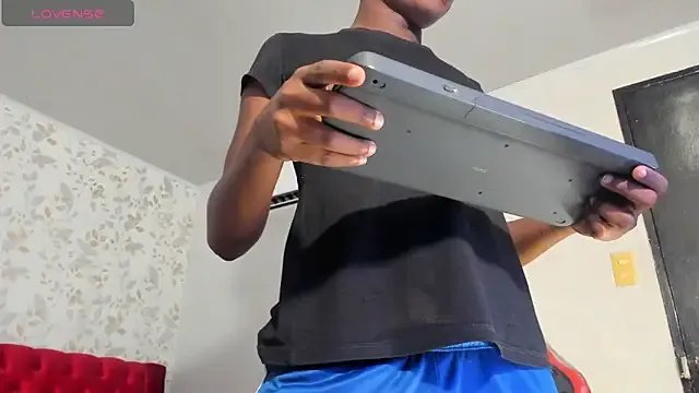 teylor_lovee on StripChat