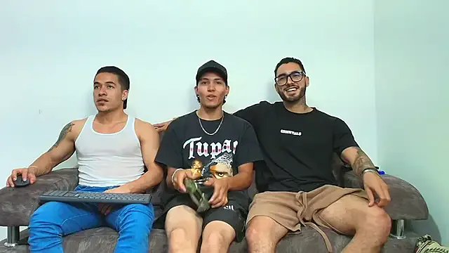 thebadboys05 on StripChat