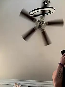 ThicBunz on StripChat