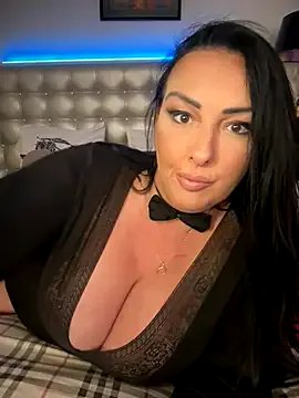 TiffanyRoxx on StripChat 